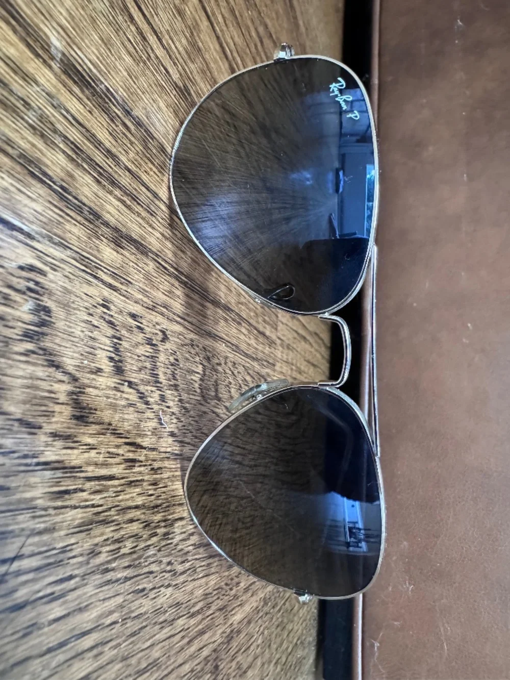 Ray-Ban Aviator polarized sunglasses with spare lenses